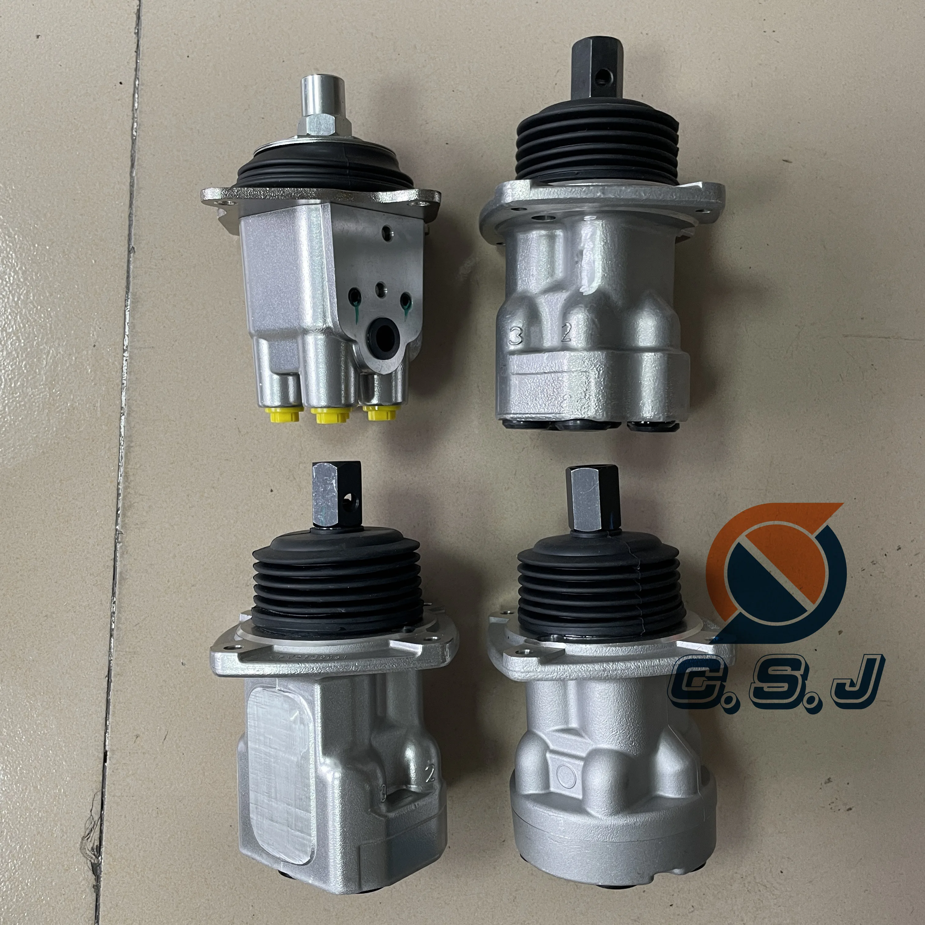 Factory Controller Joystick Control Operation Handle Brake Pedal Pilot Valve for CAT Doosan Hyundai Komatsu Kobelco Kawasaki