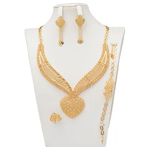 High Quality 18k Gold Plated Jewelry Heart Jewelry Set Link Ring Gold Plated Women's Earrings Jewelry