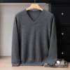Gris oscuro