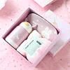 Verre en bois rose + serviette rose + masque pour les yeux