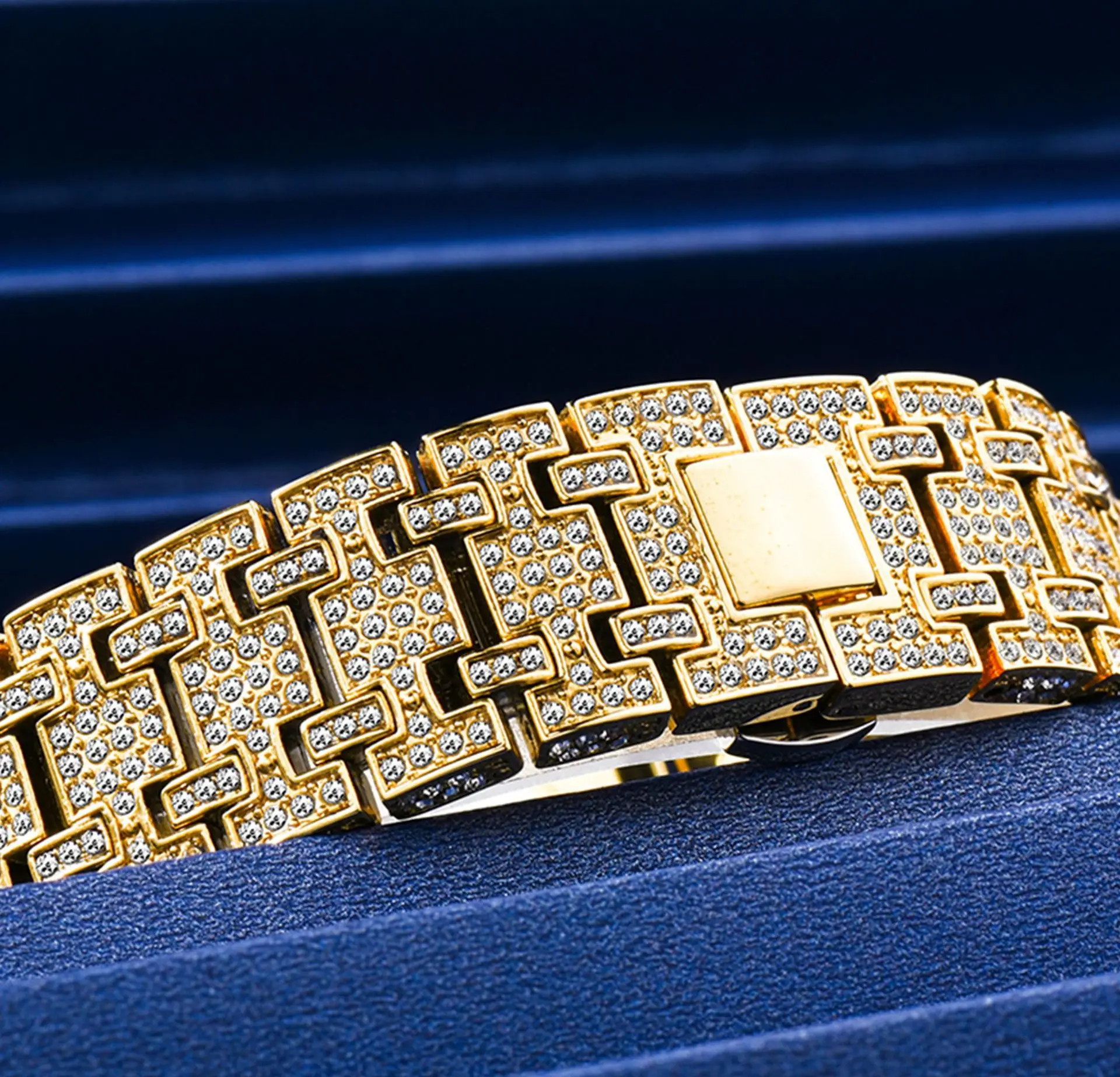 2022 Iced Out Diamond Watch - Hip Hop FC Free Crane Watch