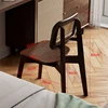 Chaise en rotin couleur noyer
