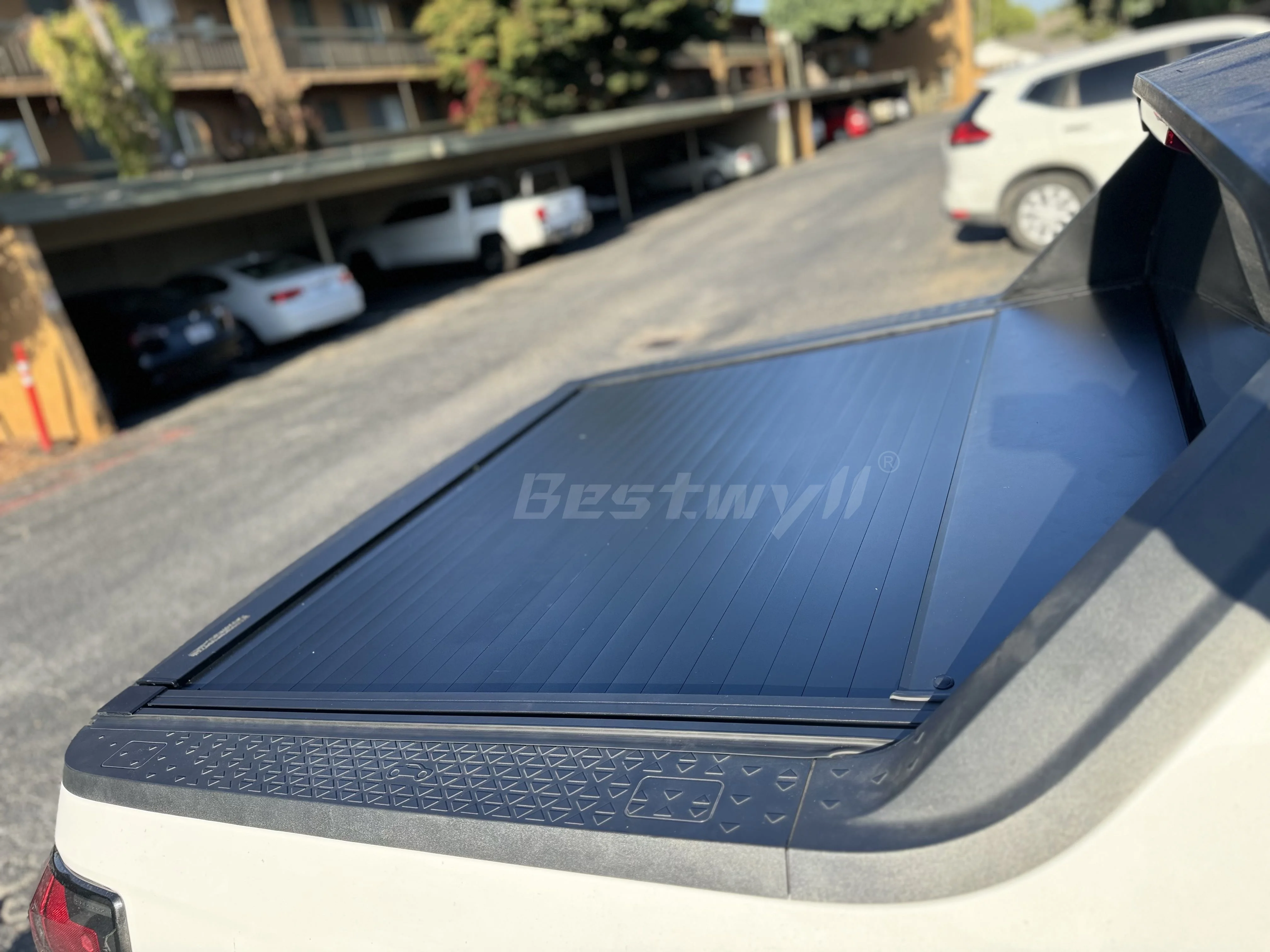 BESTWYLL Customize Service 4X4 Foldable Truck Bed Tonneau Cover Manual Roller Cover for Hyundai Santa Cruz 2021+ H133