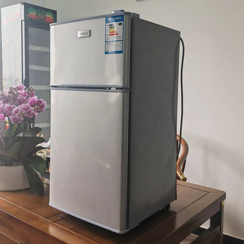 Mini Refrigerator シルバー 2段棚付き Mini Refrigerator シルバー 2段棚付き Amazon.com: Zyerch 4.8