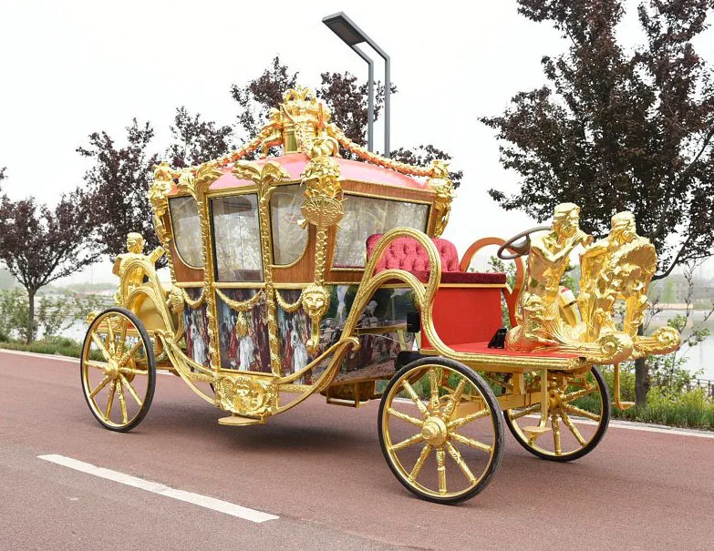 Gold stage coach replica Royal horse carriage