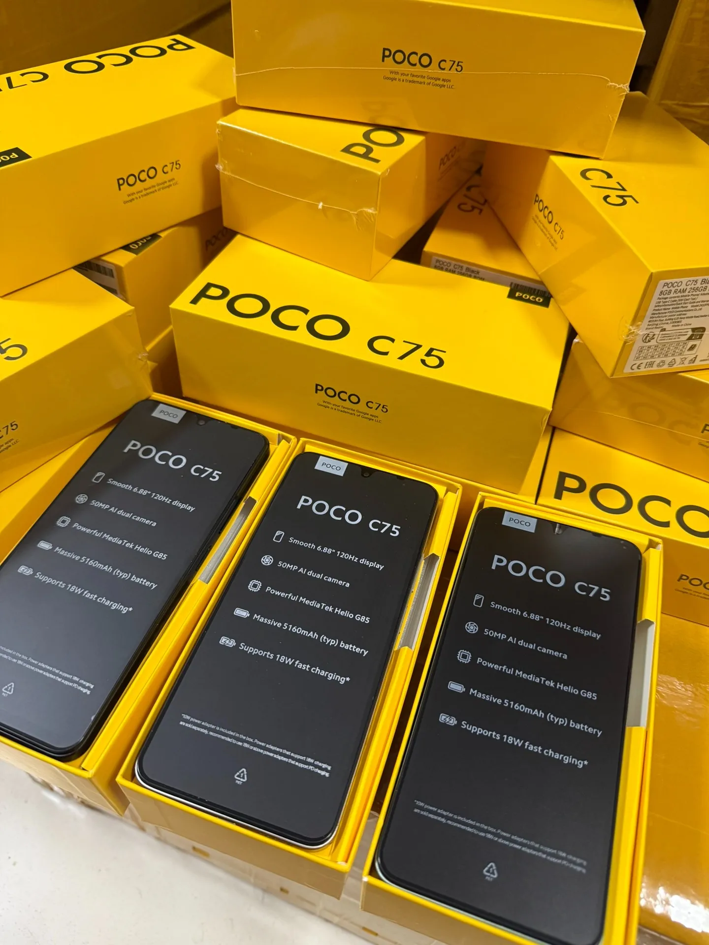POCO C75 8GB/256GB イエロー Xiaomi Poco C75 Dual SIM Gold 256GB and 8GB RAM (6941812710500