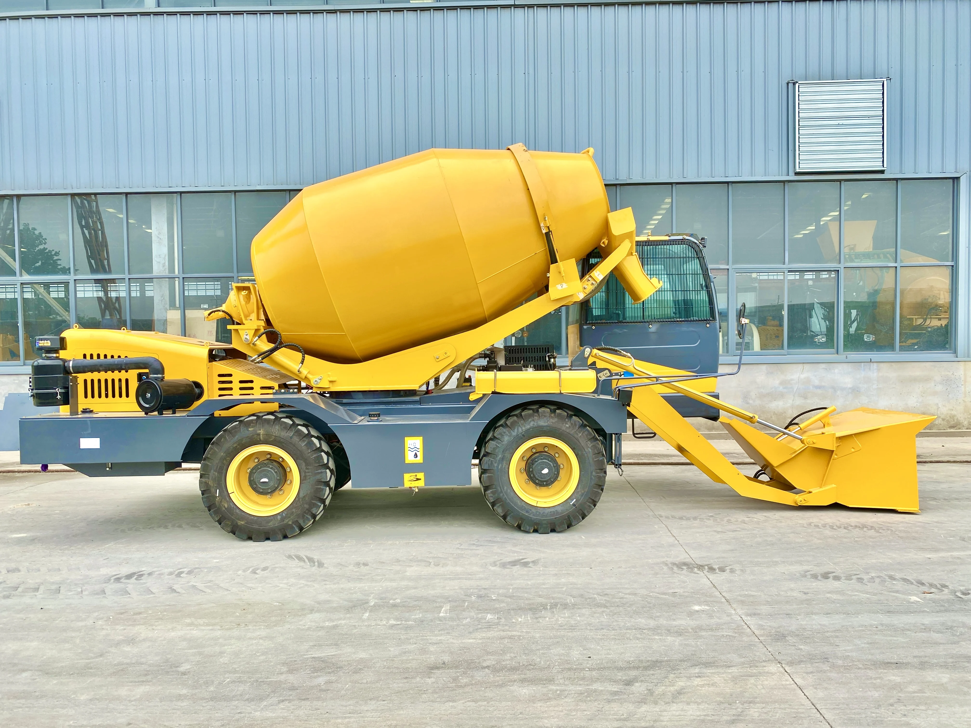 Used Self Loading Concrete Mixers for sale. D Avino equipment