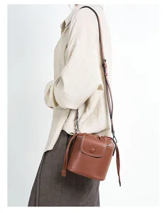 Wholesale Genuine Leather Drawstring Bucket Bags for Women Simple Fashion Cowhide Women's Shoulder Bags Crossbody Bags