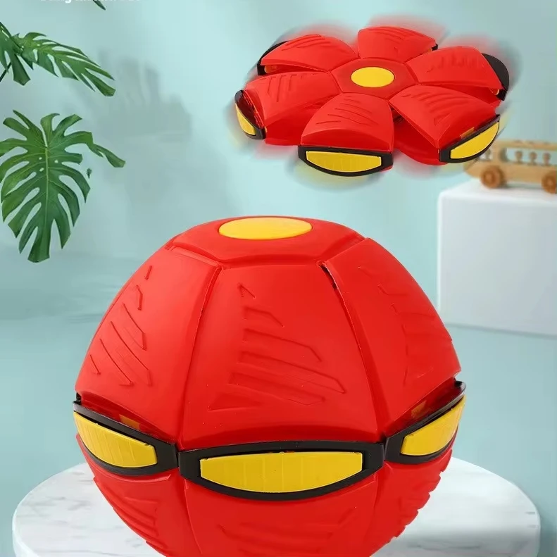 Hipidog Blue Red 16cm Deformable Interactive Durable Rubber Chew Eco Friendly Flying Saucer Pet Ball With Hole for Pets Dog