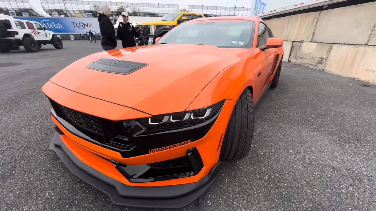 Lèvre Pare-Chocs Avant Pour Ford Mustang 2018-2023 | Kit Aérodynamique Noir Mat | Accessoire Carrosserie Sportif | Installation Facile