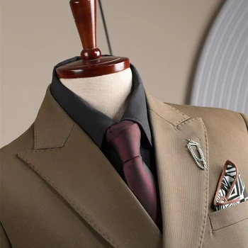 New business iron-free men's brown suit three-piece double-breasted 6-button suit