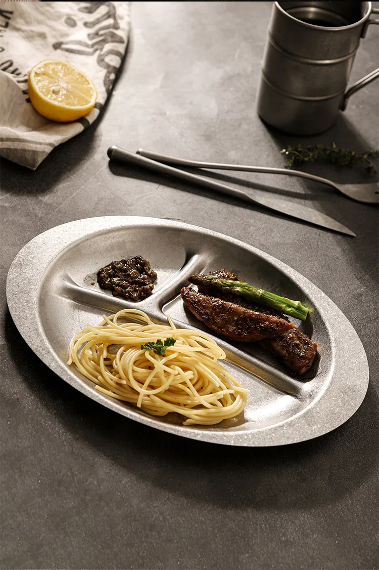 3 compartments stainless steel 304 Oval Retro style restaurant decoration camping food plates