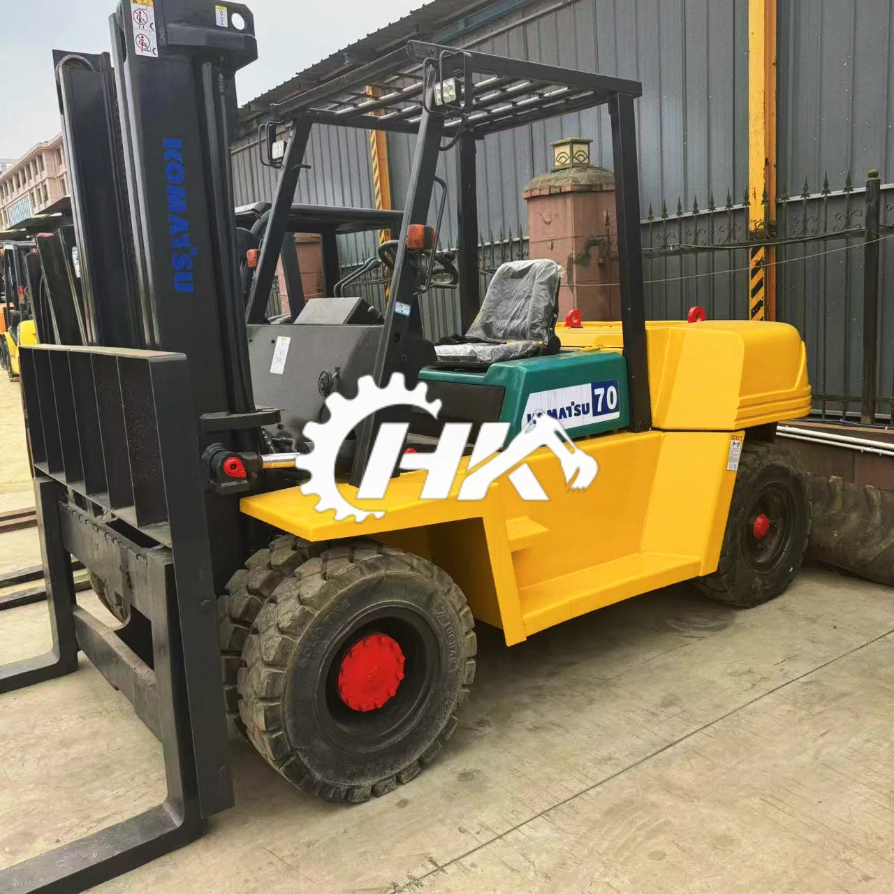 HANG KUI Komatsu 70, 7 тонн, 90% шинэ, оригинал япон үүрд, EPA, CE-ийн хувилбар, талхай, хөдөө аж ахуйн хэрэглээд зориулж хямд, ашиглагдсан Komatsu70 хөдөө аж ахуйн хөөрхий