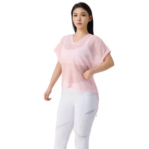 Pink Two-Piece Breathable Mesh Yoga Set Elastic and Tight Gym Fitness Clothing  Shorts and Top Design  Yoga Wear