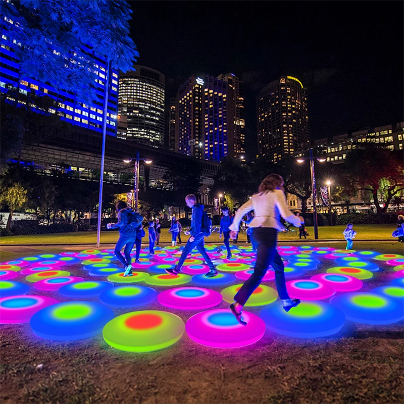 New Design Waterpoof IP67  16 Colors RGB Interactive Led Dance Floor Tiles for Sale
