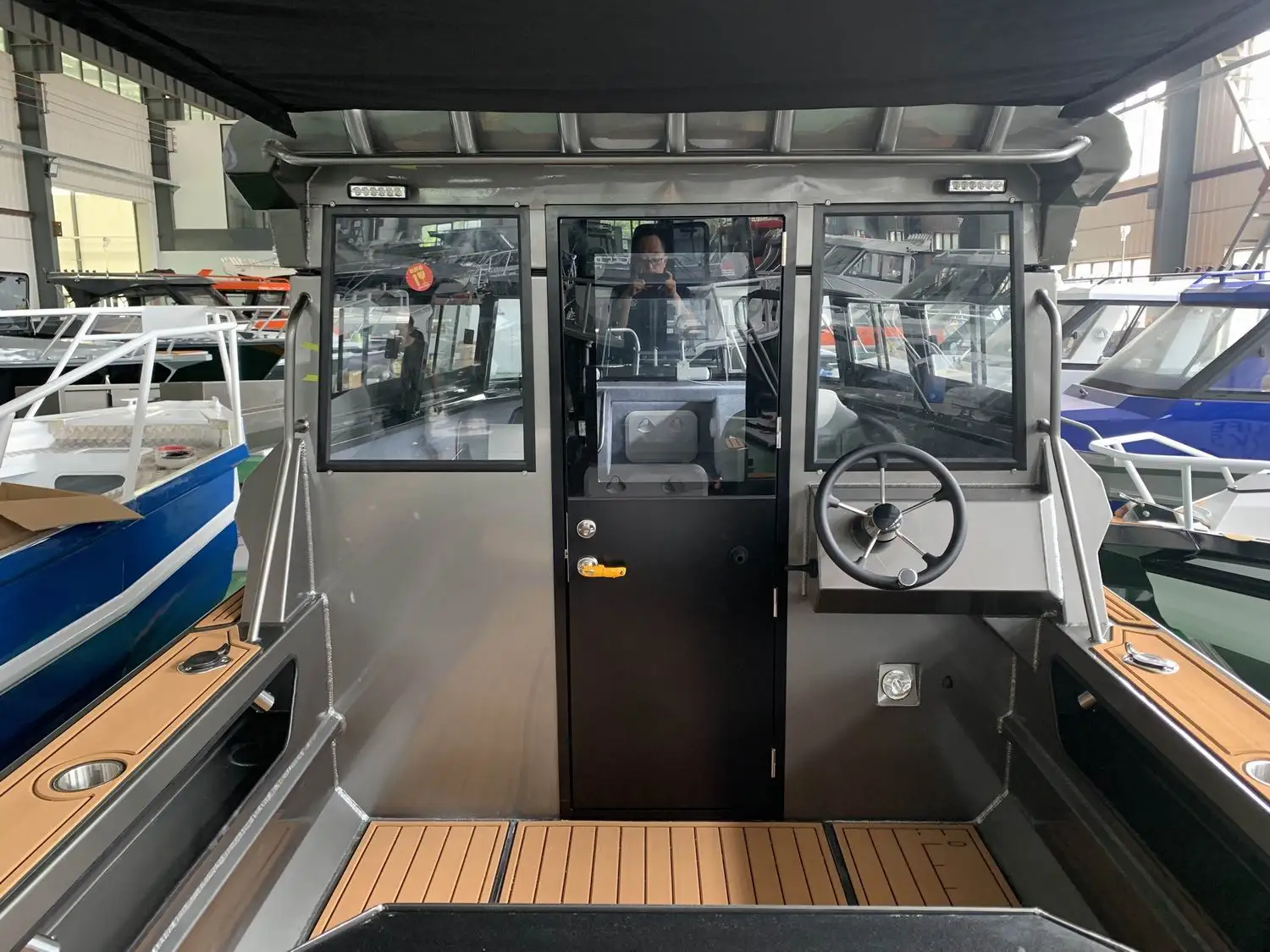 Продажа с завода Sea King, 25 футов, легкое ремесло, все сварные морские алюминиевые лодки для рыбалки с грязной кабиной