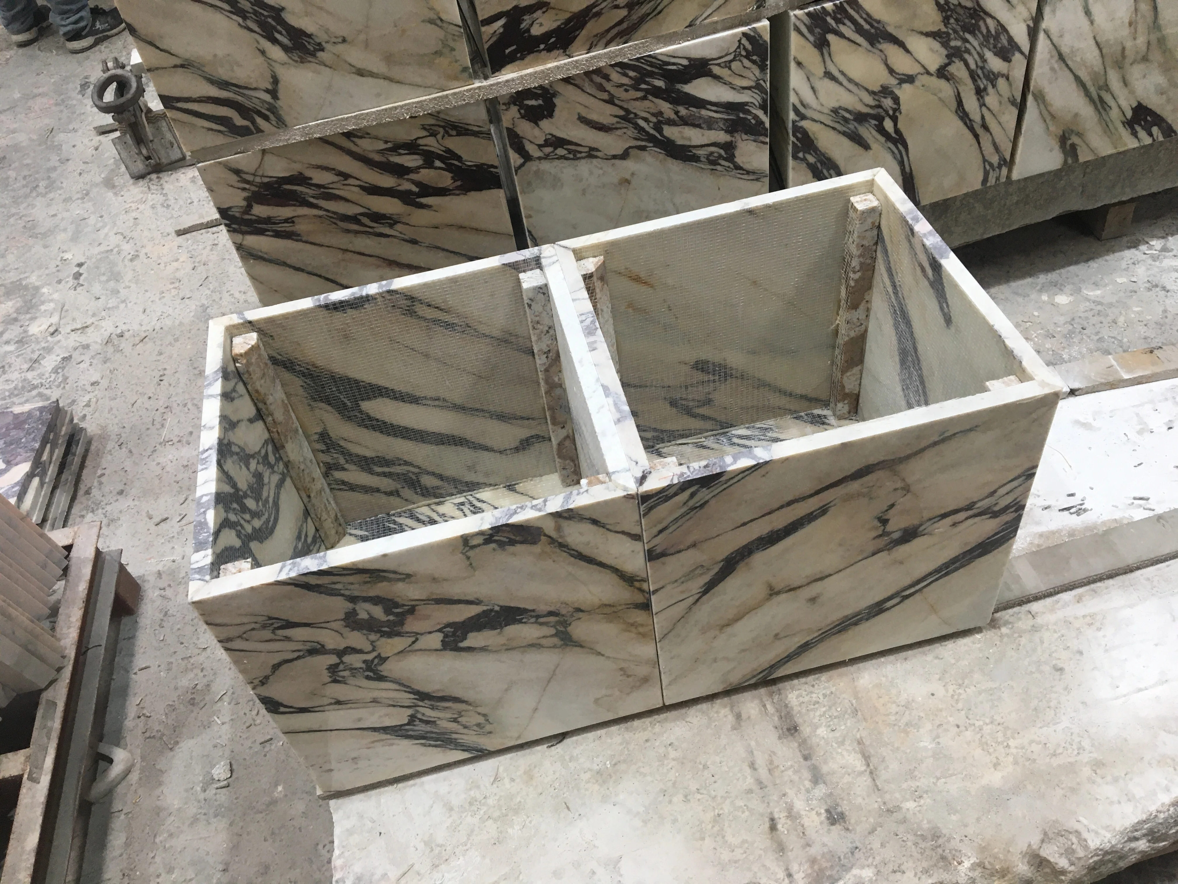 SH STONE Natural Stone Design Calacatta Violet Hotel Coffee Table With Purple Veins Side Table Luxury Viola Marble Plinth