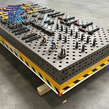 TKweld 2000*1000*200mm Nitriding Treatment D28 D16 Steel Casting Welding Table With Fittings
