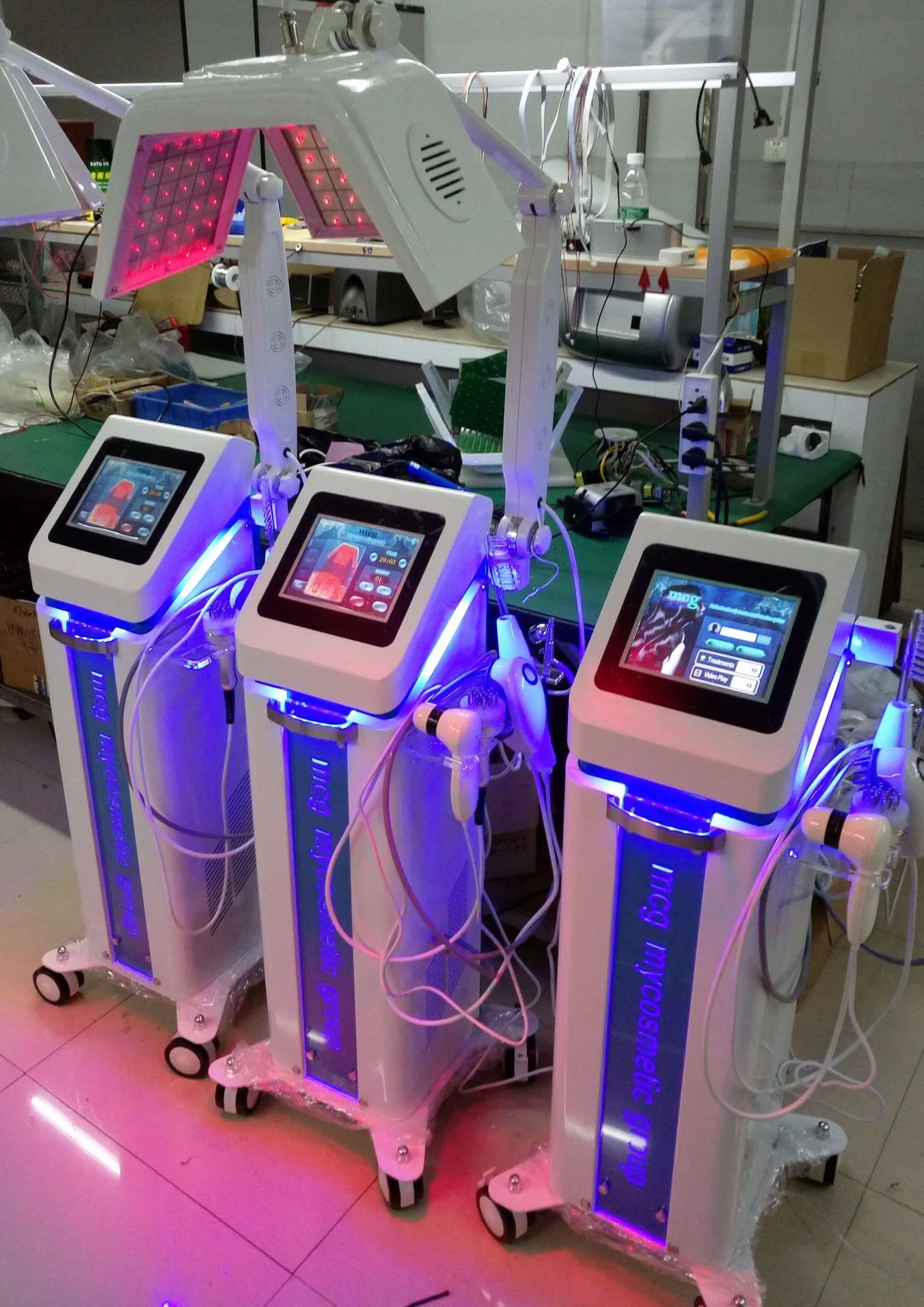 High-Efficiency Laser Beauty Machine for Hair Growth Treatment with Bio-Energy Low Level Laser Therapy Diode Laser 650nm