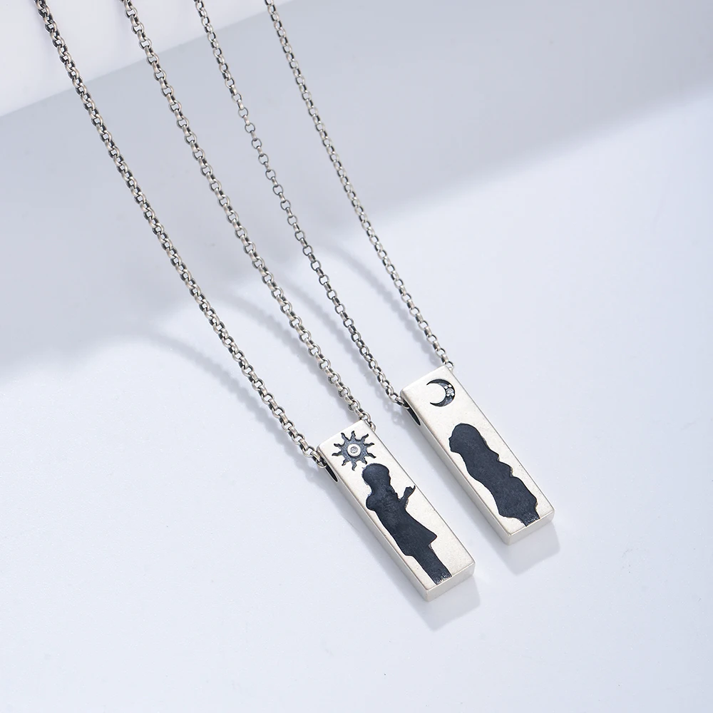 Custom Jewelry Trendy Pendant Necklace Hollow Rectangle Pendant Antique Silver Plating Moon Couple Necklace