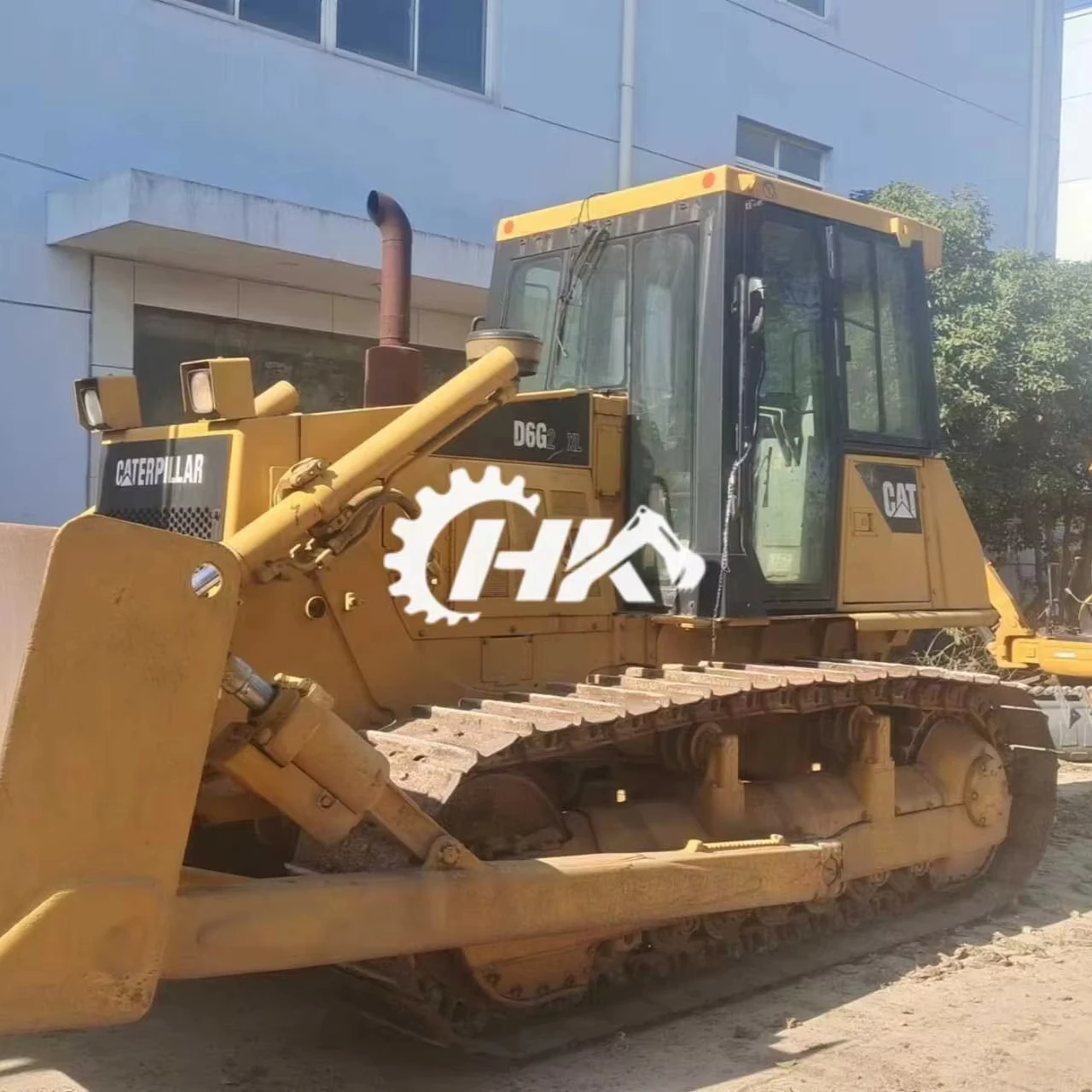 HANG KUI Cat газар хөдлүүр D6G2, 17 тонн, 90% шинэ, оригинал Япон үйлдвэрлэл, EPA, CE стандарттайд нийцүүн, хөдөө аж ахуйн зориулалттай хямд, ашиглагдсан Cat D6G2 газар хөдлүүр худалдаж авах.