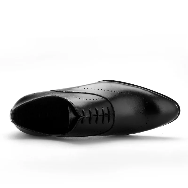 British Men's Pointed Leather Shoes Carved Lace Up Business Leather