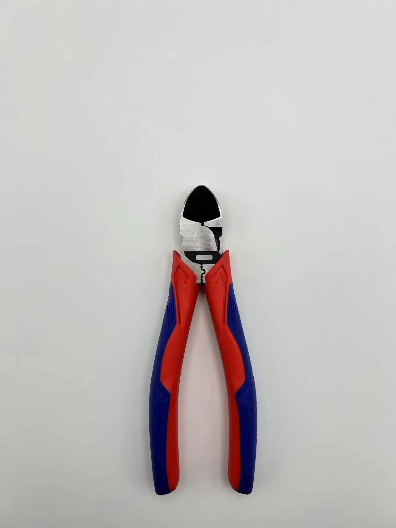 Ergonomic Handle Multifunctional Eccentric Diagonal Cutting Pliers Carbon Steel Serrated Jaw Surface Multi-Purpose Use OEM supplier