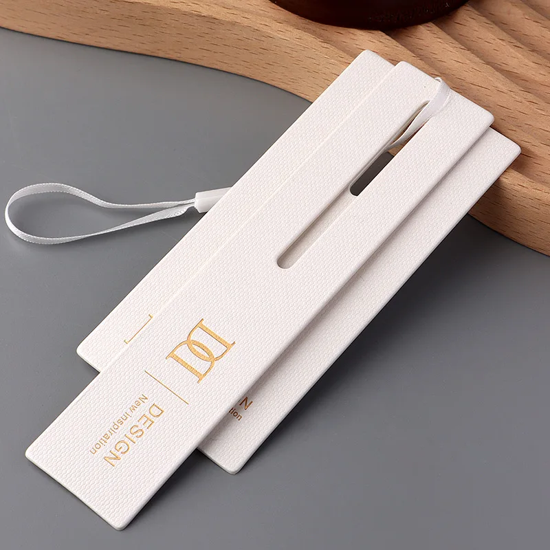 Made in Chinese Factory Custom Gold Logo Garment Coated Paper Hang Tags Luxury Hangtags for Clothing Etiquetas Para Ropa