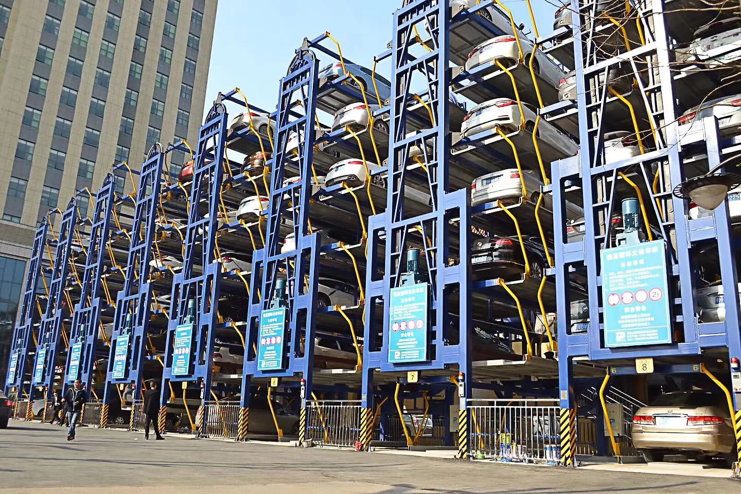 High Levels High Speed Mechanical Car Tower Parking System / Stacker Parking Rotary  Vertical Parking