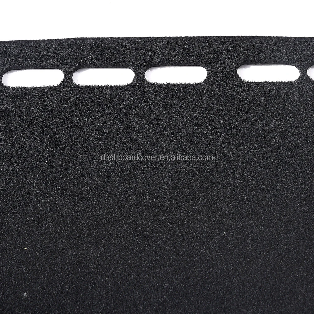 Easy to Install Car Automobile Dashboard Mat Carpet for Toyota Innova