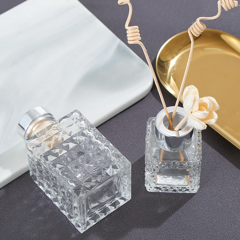 Luxury Transparent Square Empty Engraving Glass Reed Diffuser Bottle