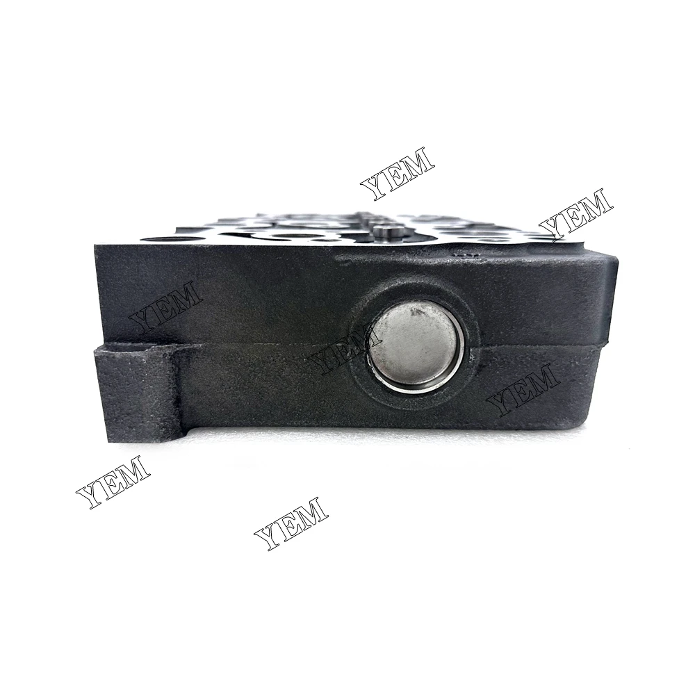 For Kubota D1402 Cylinder Head Engine Parts for Sale 3