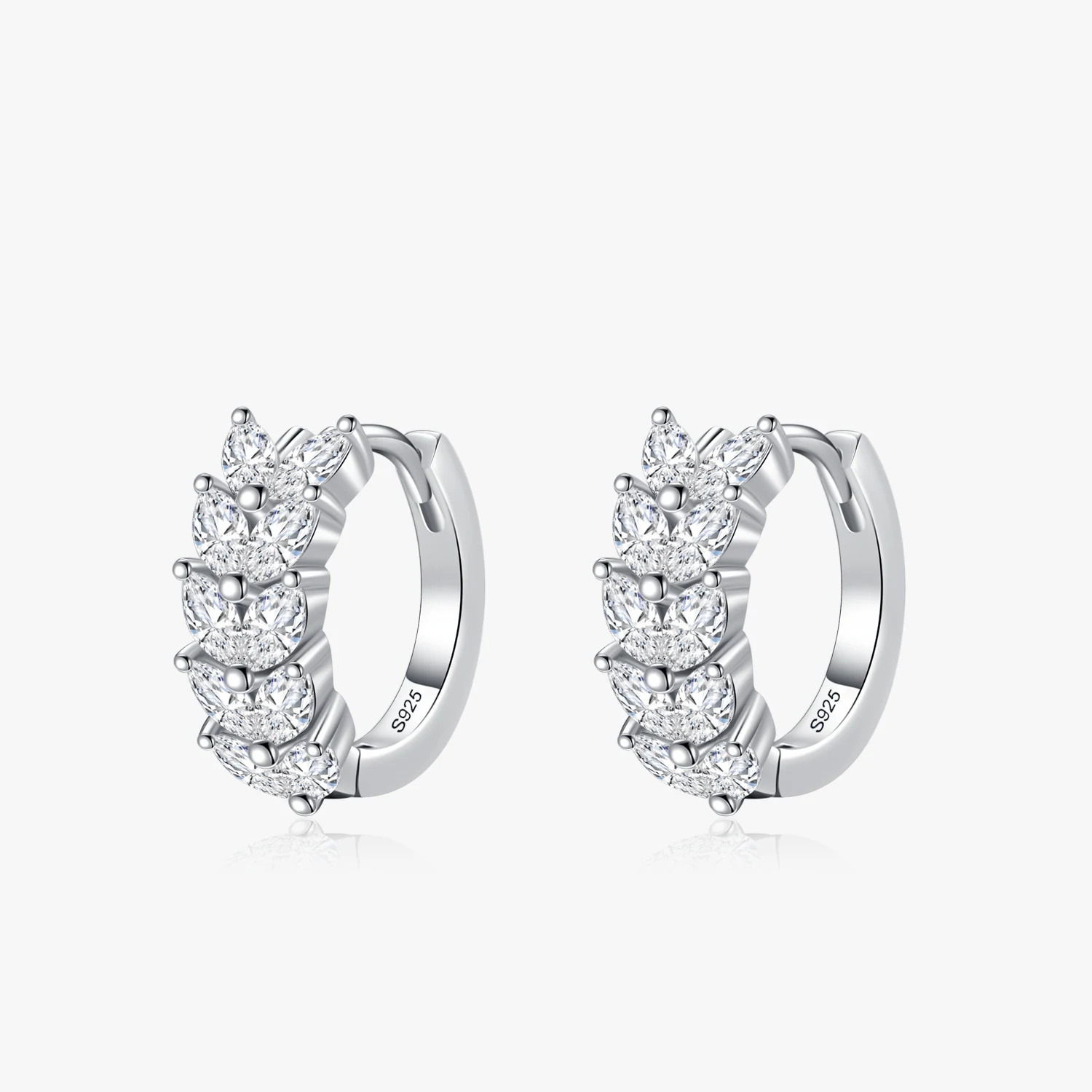 Emily商品 Streamlined Shimmer - Multi Earrings - Paparazzi Accessories