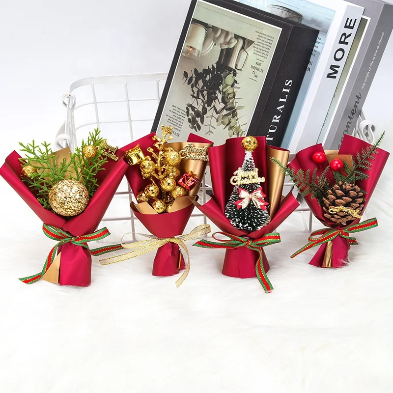 Exclusive Christmas DIY Gift Box】Handmade Material Package / Immortal  Whiskey Bottle with Flowers in a Gift Box - Shop piratedesign Dried Flowers  & Bouquets - Pinkoi