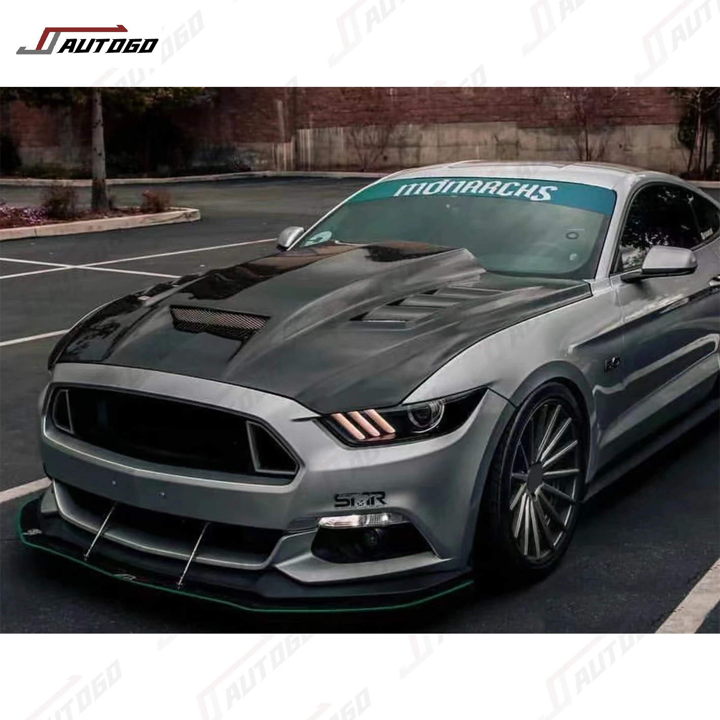 2018y フォード マスタングGT 純正ボンネットダクト ブラックアウト等に 2018y フォード マスタングGT 純正ボンネットダクト ブラック