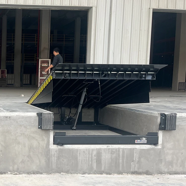 High-Performance Electric Hydraulic Dock LevelLer Flexible Loading Dock Plate Warehouse Dock Levelers