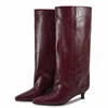 wine red