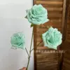 3 roses