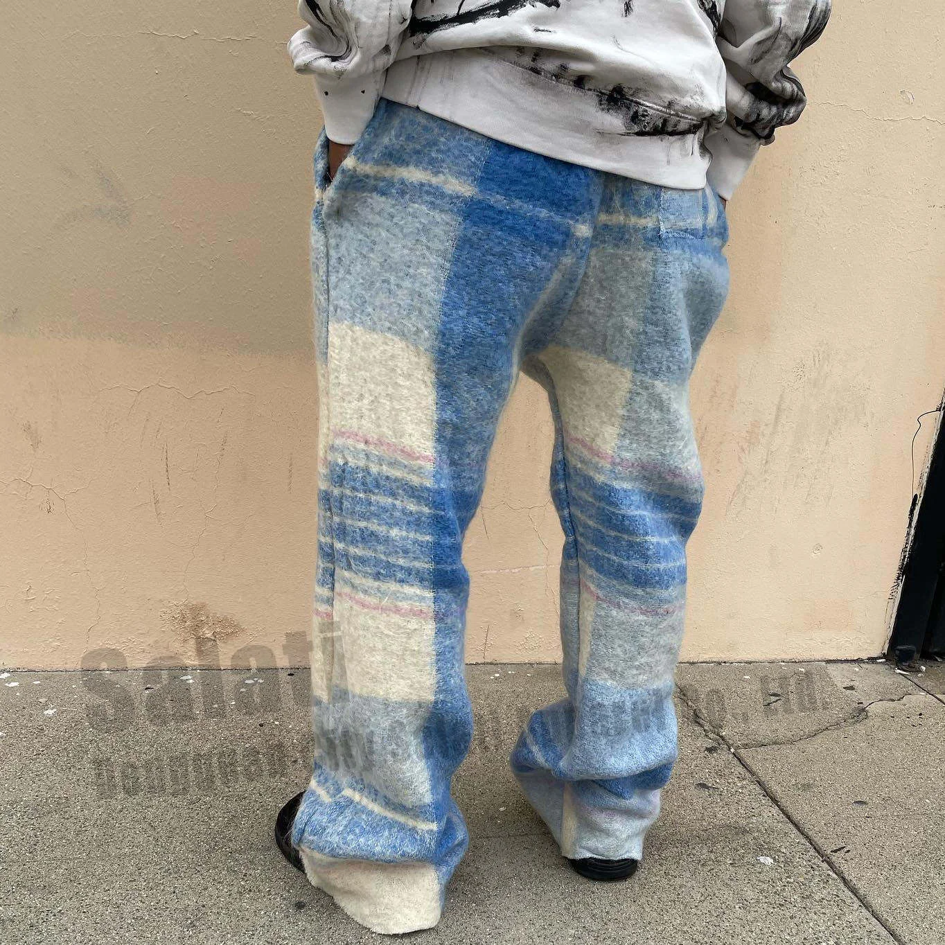 Custom High Quality Bootcut Flare Sweatpants Heavyweight Long Vintage Plaid Jogger Streetwear Mohair Flared Pants Men gallery 3