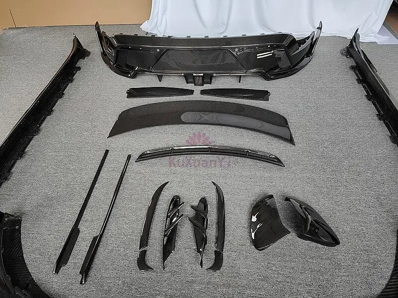 Kit de Carroceria para Porsche Taycan foto 3