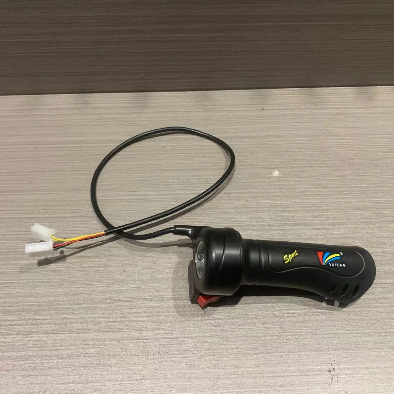 High Quality Electric Tricycle Spare Part Rickshaw Single Throttle