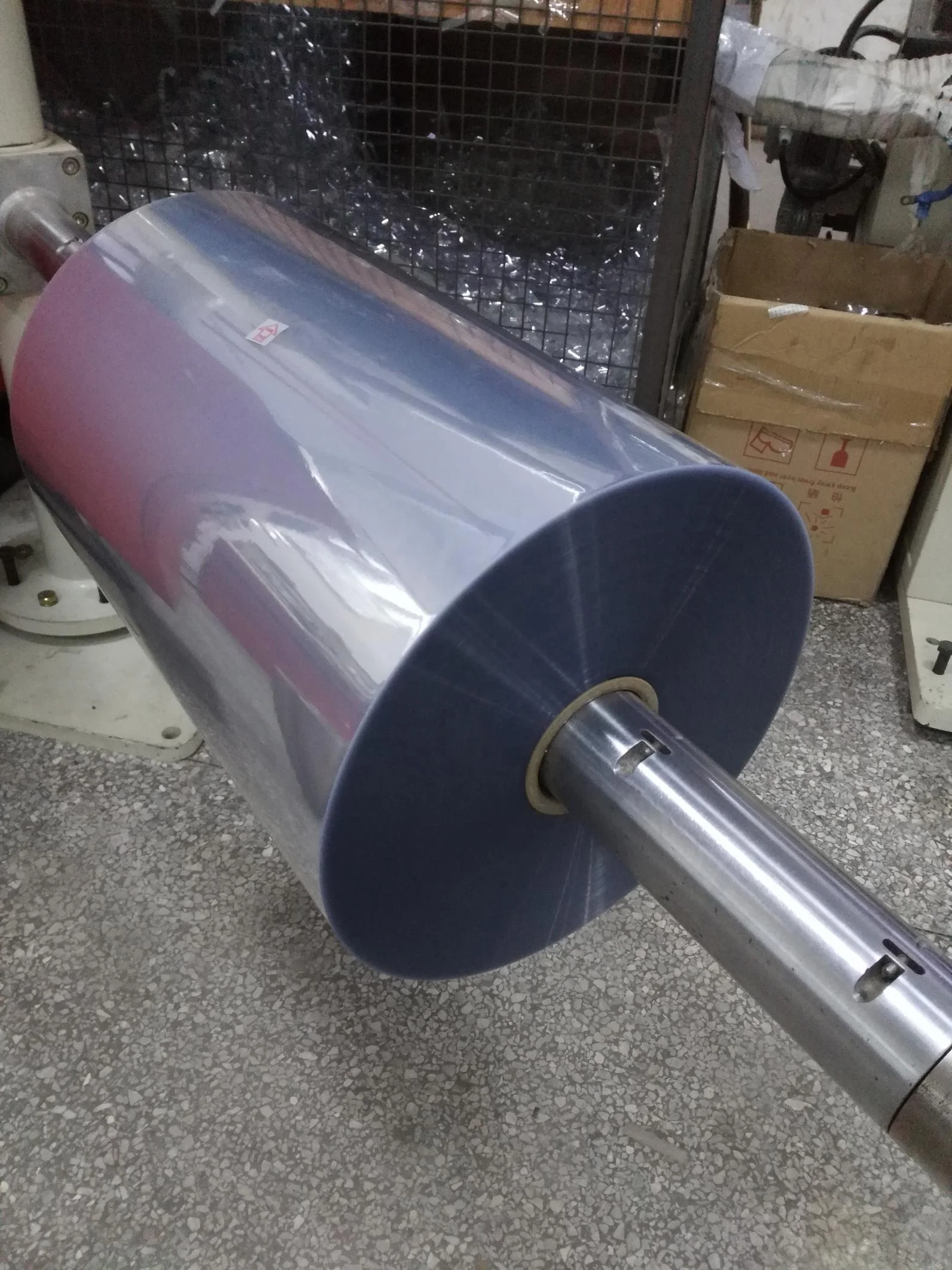 Middle Shrinkage 35mic Single Wound Pvc Shrink Film For Shrink Label ...