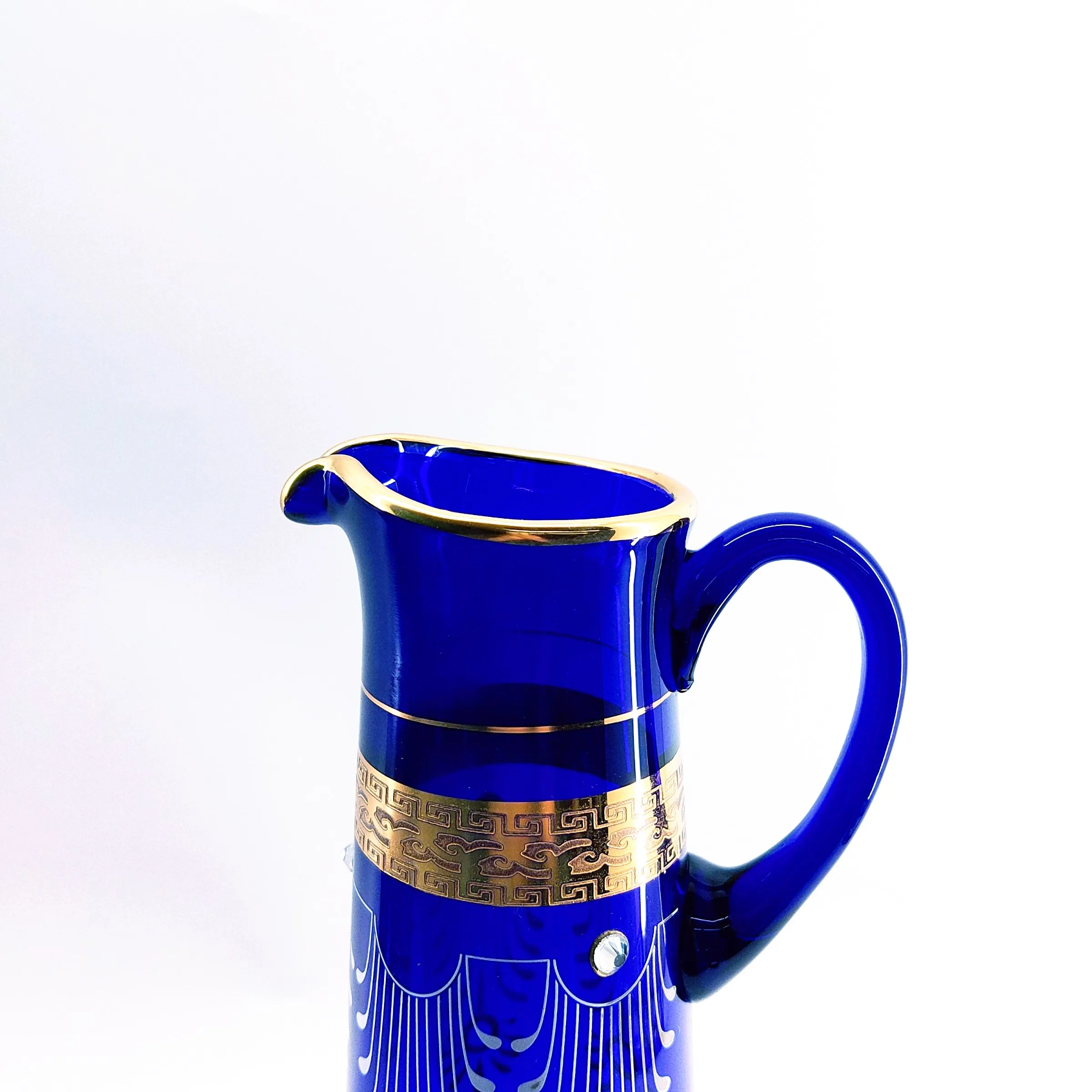 Đồ nước tinh tế và bộ cốc làm bằng tay Thùng thủy tinh và bộ cốc 1