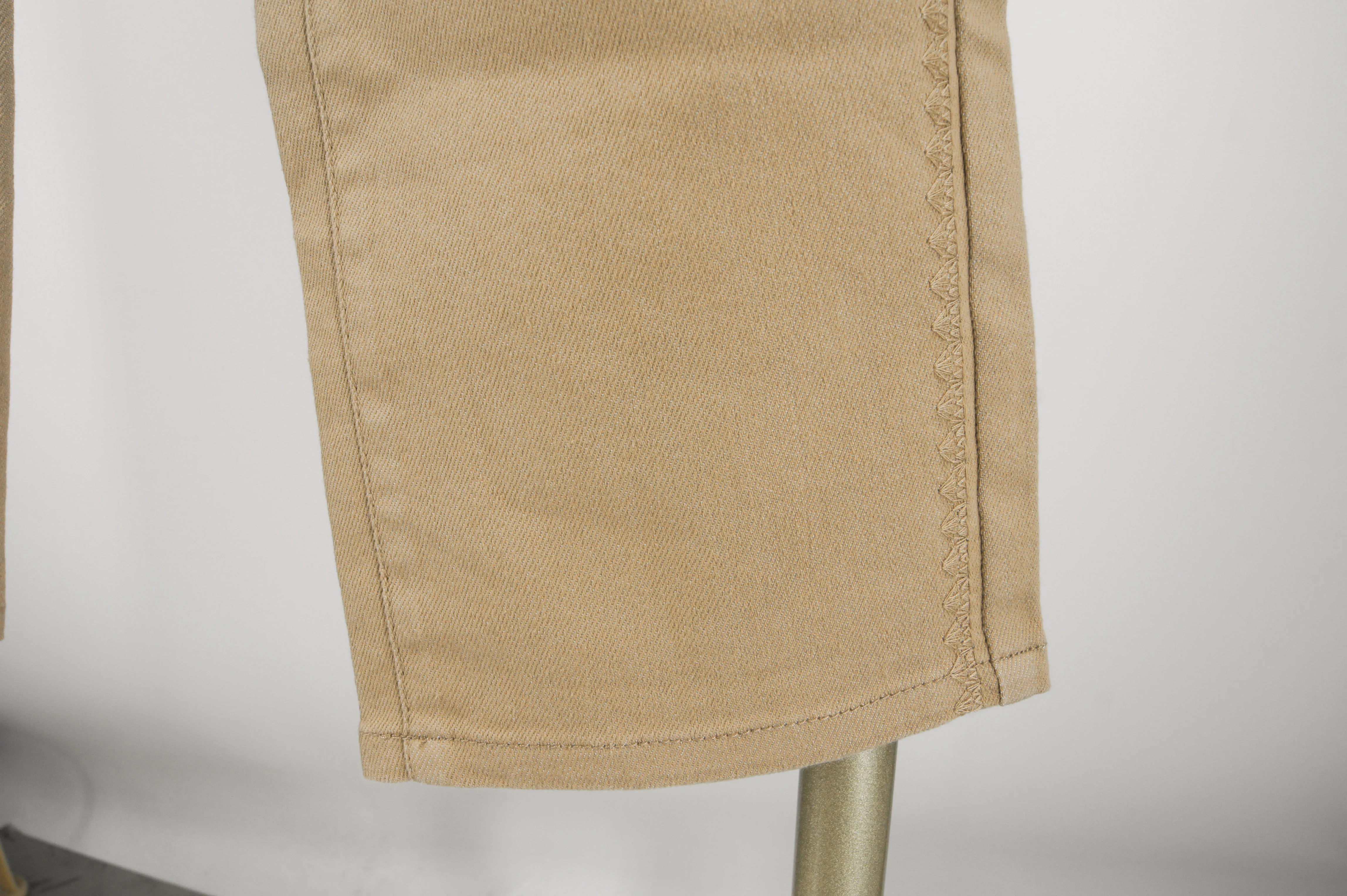 Khaki Jeans for Women with Elastic Wide Legs