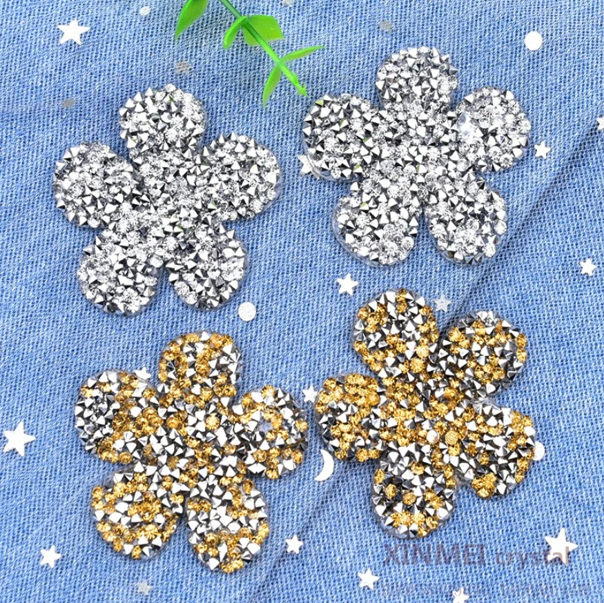 Royal ready design free sample White crown rhinestone heat logo iron on patches for clothing