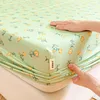 Early Morning - Green Bed Sheet Style