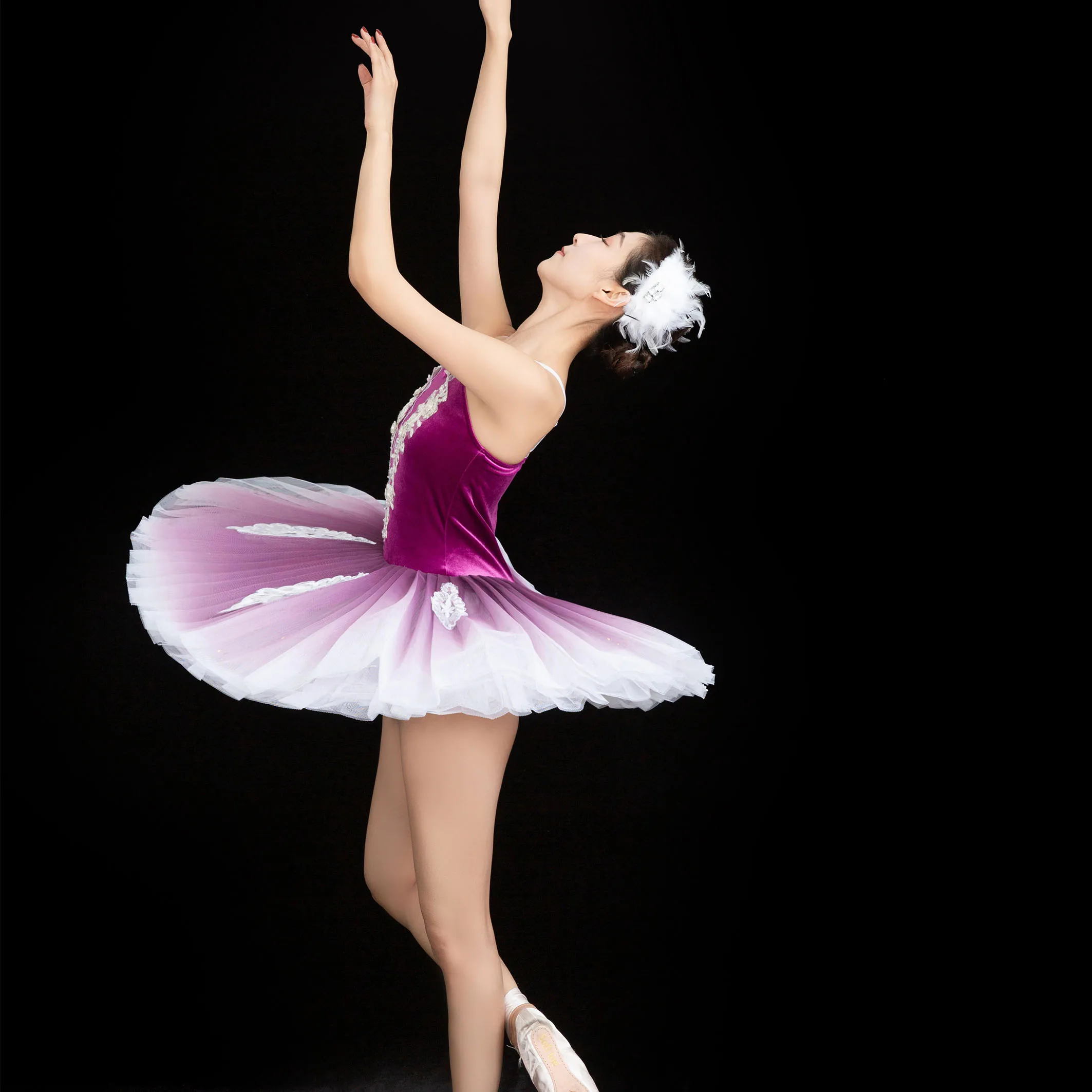 Vestito Da Ballo Bambina Con Paillettes E Tulle - Abito Danza Classica, Pattinaggio E Latino - Foto 3