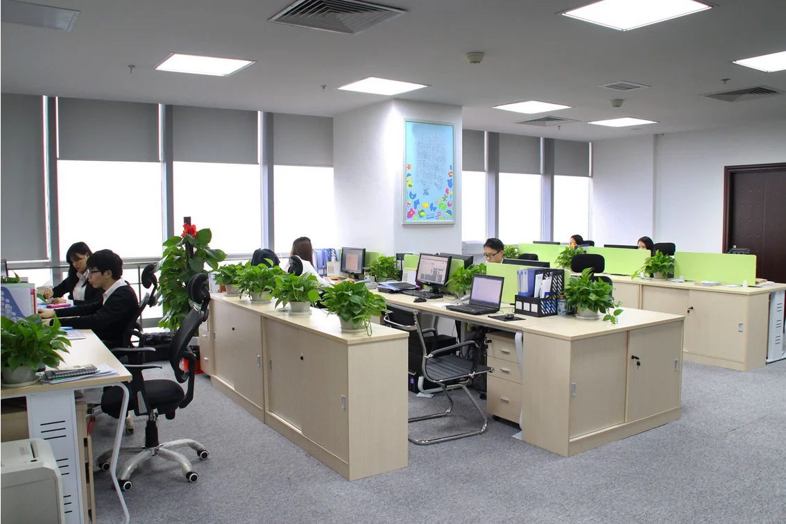 Yiwu Zhenfei Trade Co., Ltd. 2
