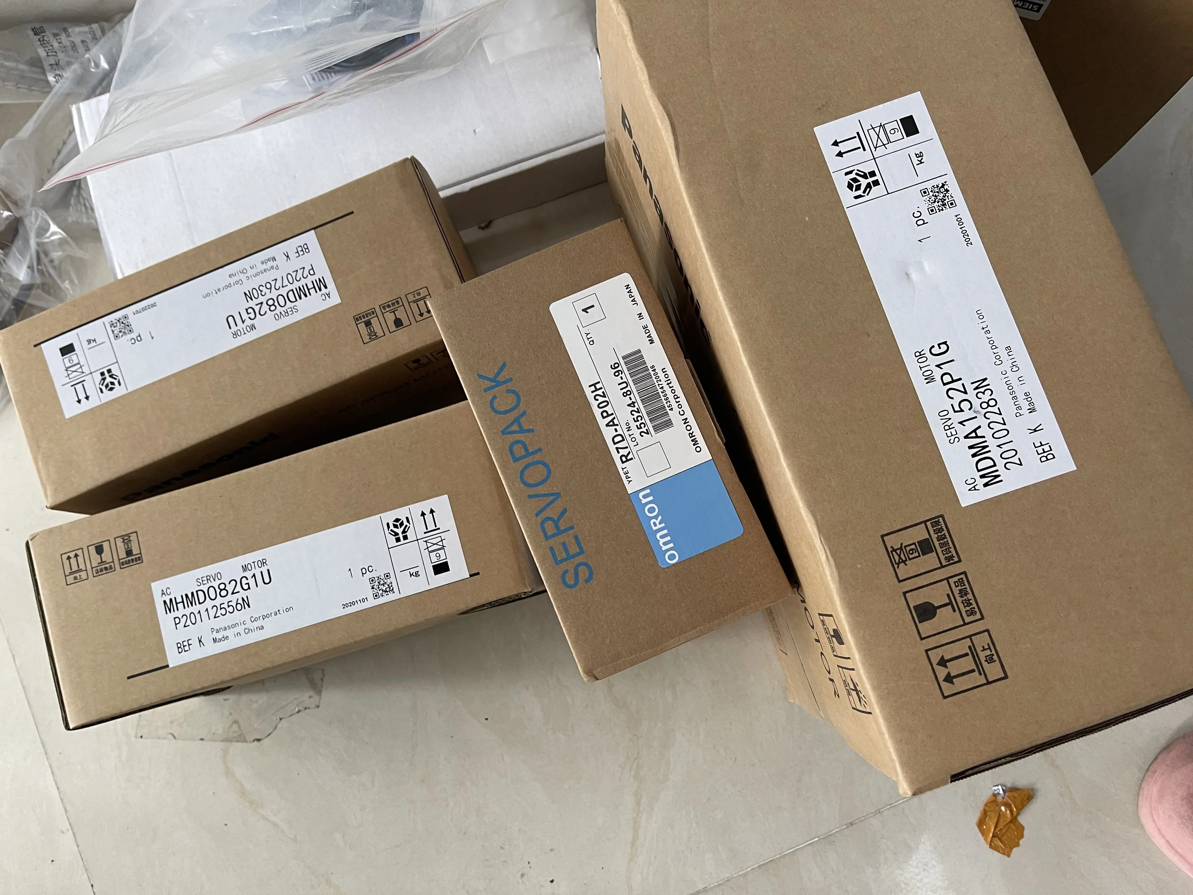 Panasonic AC Servo Motor MDMA152P1G/MHMD082G1U Panasonic AC Servo Motor MDMA152P1G/MHMD082G1U