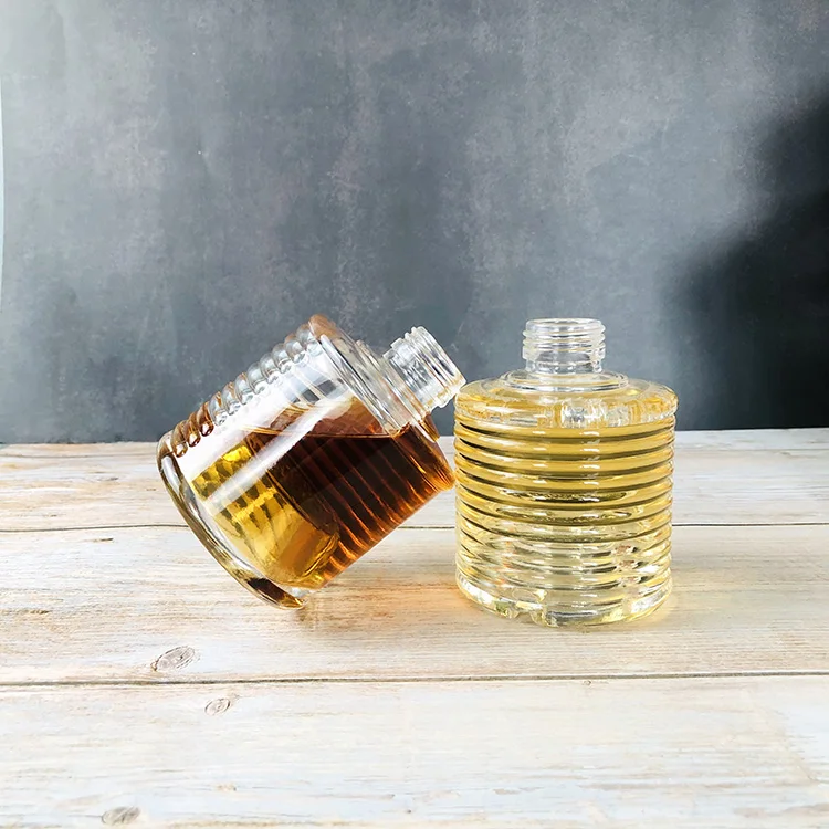 Wholesale Stackable Mini 100ml 150ml 200ml Gin Rum Liquor Glass Bottle